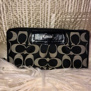 Black coach wallet big